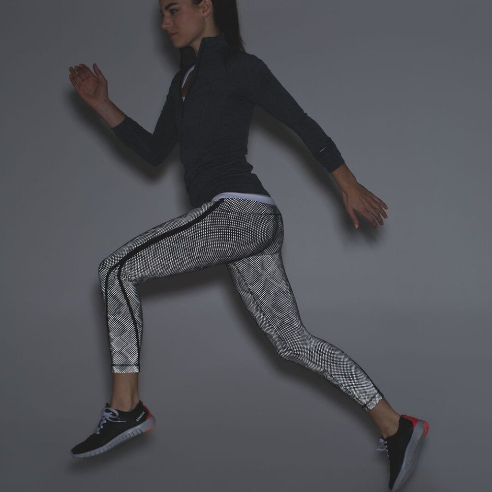 HTF GUC Lululemon Pace Tight *Lights Out Reflective Sz4